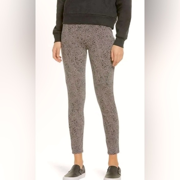 SPANX Pants - NEW SPANX - Jean-ish Leggings